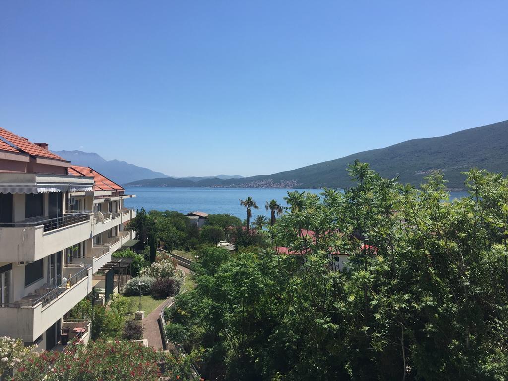 Villa Alla Bed And Breakfast Herceg Novi Exterior photo